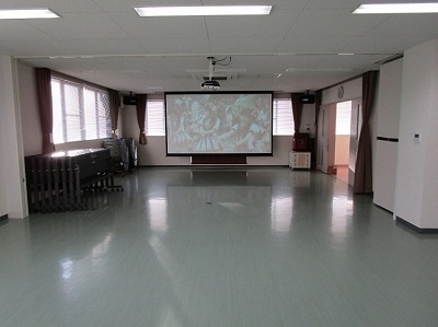 写真:2階 大会議室南(スクリーン)側