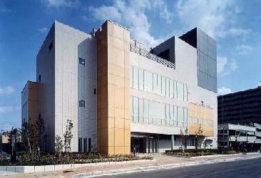 写真：中川図書館・文化小劇場