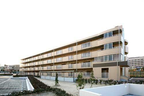 写真：市営　東希望荘