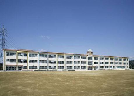 写真：吉根小学校