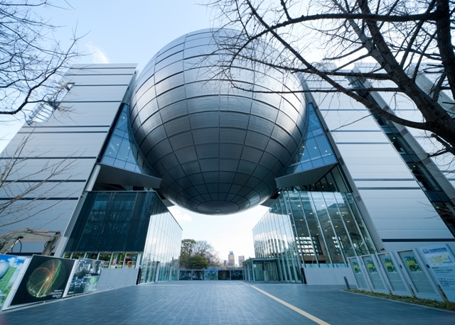科学館理工館・天文館写真2