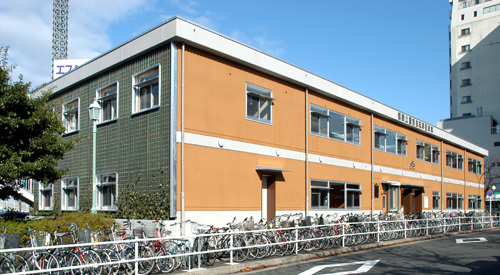 鶴舞公園前自転車駐車場写真