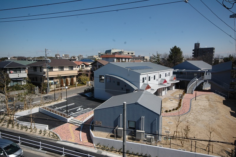 写真：外観全景。