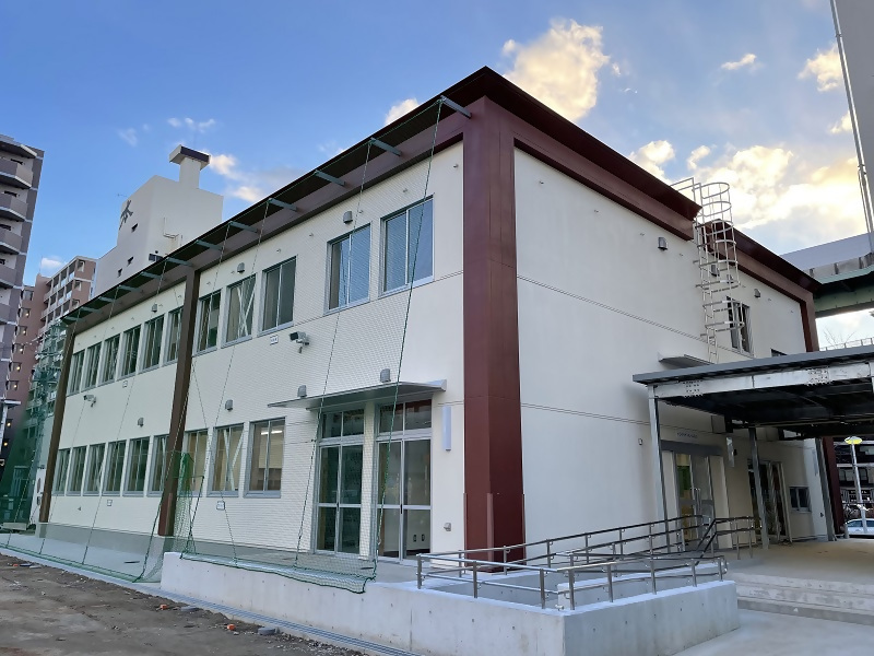 写真：山吹小外観。