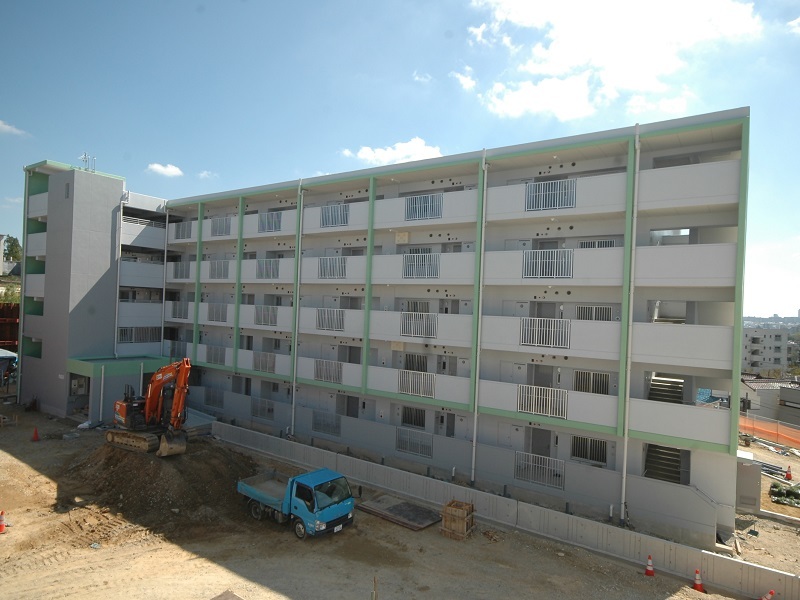 写真：緑ヶ丘荘B棟外観