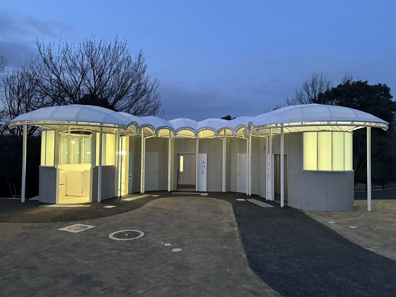 写真：東山動植物園便所