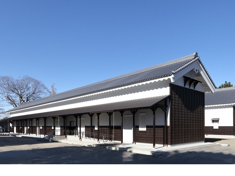 写真：名古屋城展示収蔵施設建物外観1。