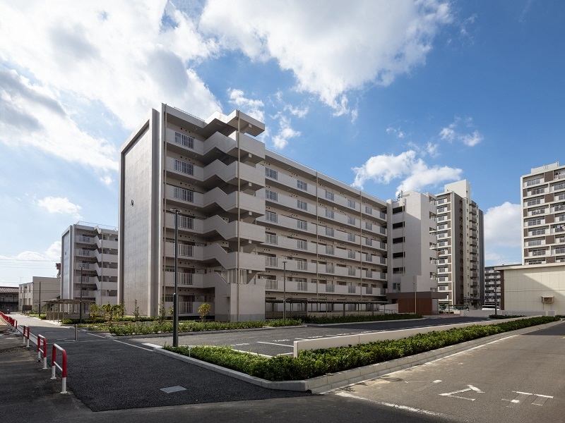 写真：氷室荘A棟外観。