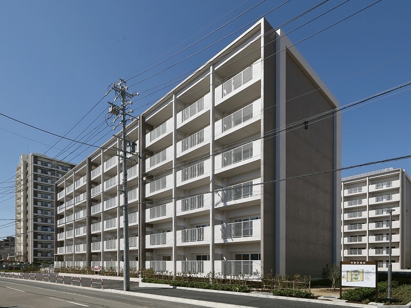 写真：氷室荘B棟外観。