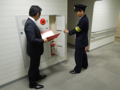 写真:消防設備の検査