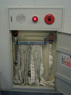 屋内消火栓の写真