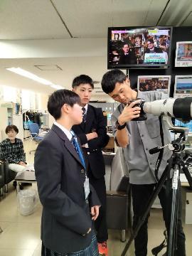 写真:株式会社中日新聞社での職場体験風景