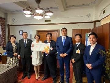 感謝状贈呈式の様子の写真