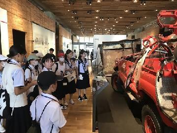 写真:東日本大震災津波伝承館見学の様子