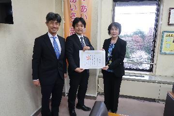 写真:感謝状贈呈風景