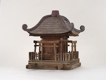 写真:屋根神の実物