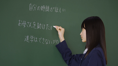 写真：2カット目　少女の声「お母さんを助けたい。」