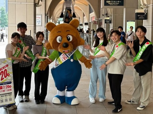 写真：参議院選挙啓発キャンペーンの様子