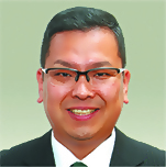 写真:服部しんのすけ(はっとりしんのすけ)