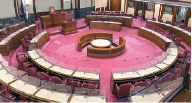 議場の写真です。