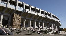 瑞穂公園陸上競技場の写真です。