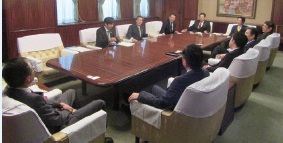 意見交換の様子の写真です。