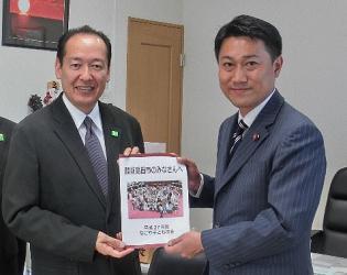 小川としゆき名古屋市会副議長と戸羽太陸前高田市長の写真