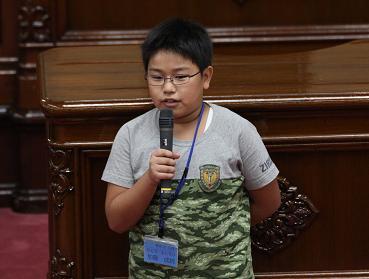 子ども副議長の写真