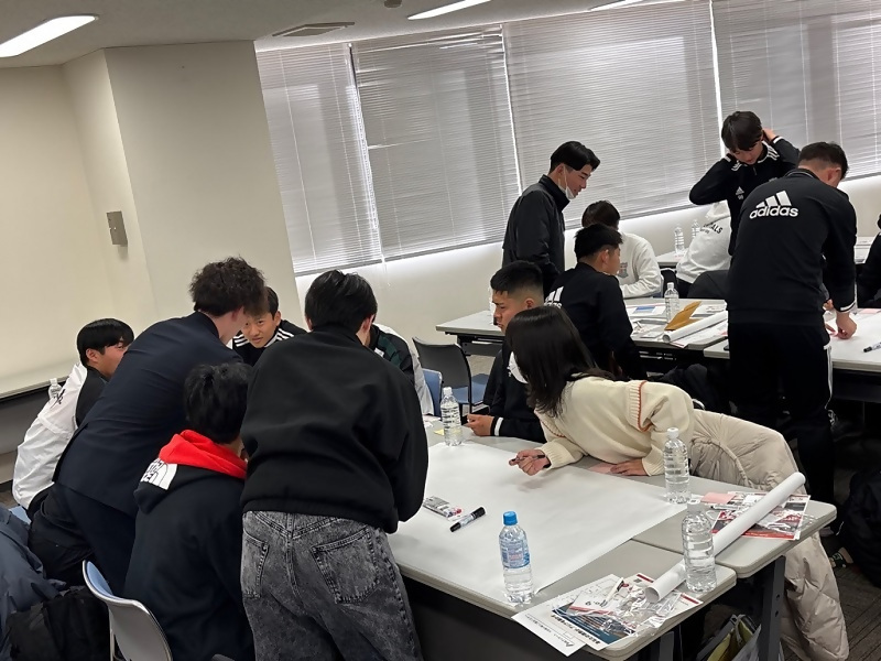 写真:ワークショップの様子1