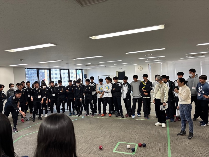 写真:ボッチャ体験