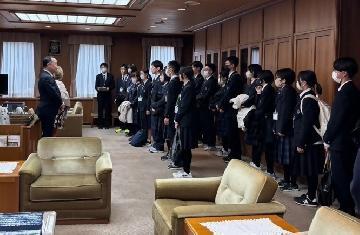 写真:正副議長表敬訪問