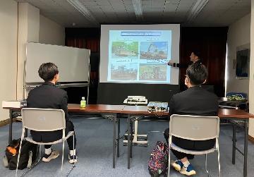 写真:陸上自衛隊での体験風景