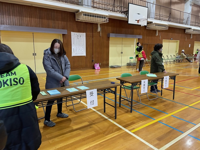 写真:受付の様子2