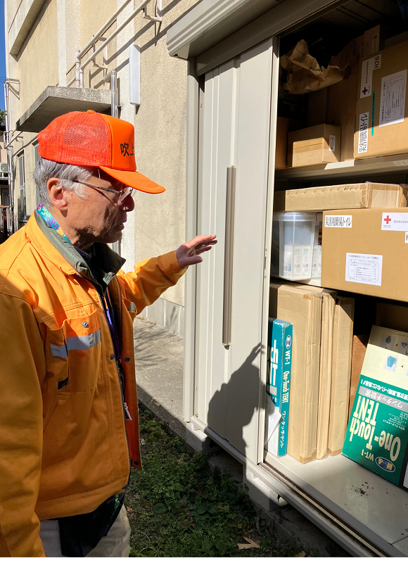 写真:吹上学区の防災倉庫