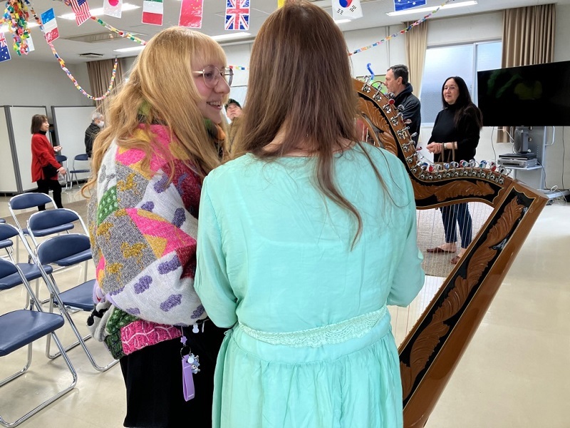 写真:ハープ体験2