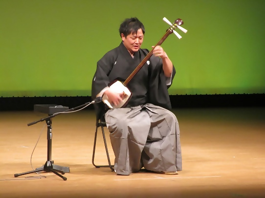 芸能交流会の写真