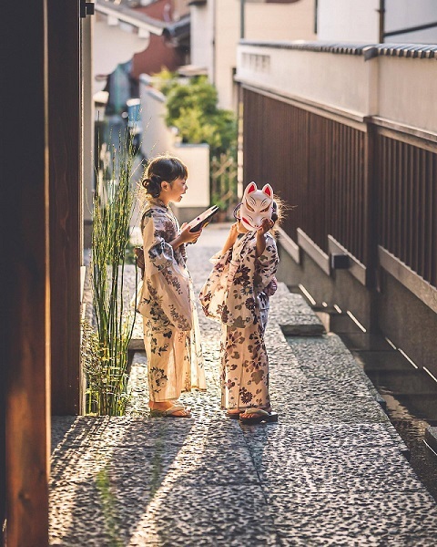 写真:那古野の街角