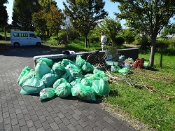 北部で集まったゴミの写真