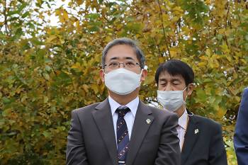 写真：区長あいさつの様子（天白川ウオーク・トーク・ミュージック！）