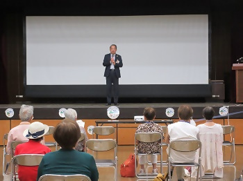 写真：区長挨拶の様子