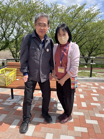 写真：区長と代表の浅井知子さん