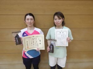 写真：女子1位グループBの優勝者