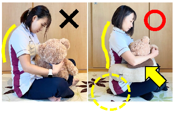 授乳姿勢の写真