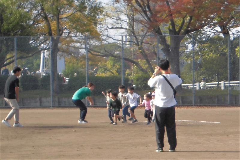 写真：古墳マルシェの様子2