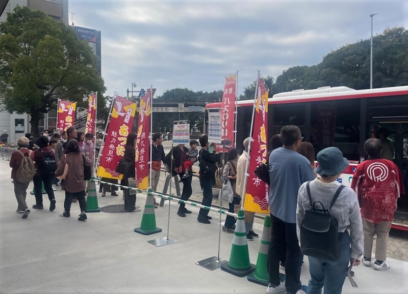 写真：無料巡回バスの様子