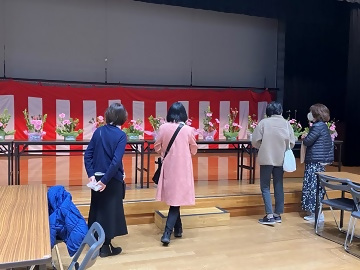 写真:完成作品展示中の様子