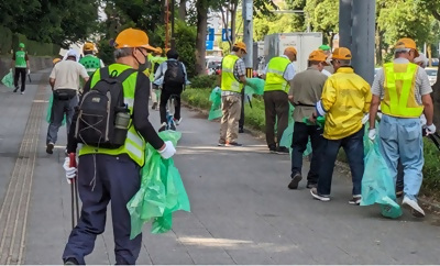 清掃活動の様子