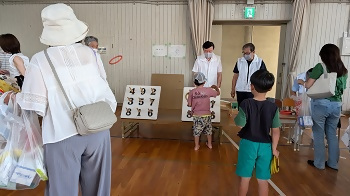 写真：千年学区まつり輪投げ