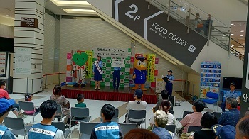 写真:一日警察署長