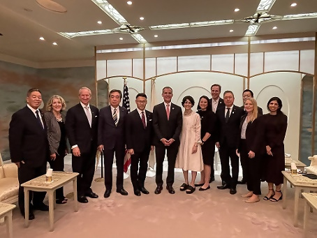 議長表敬集合写真